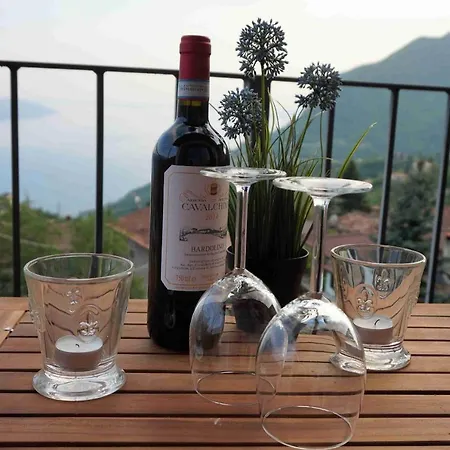 Lejlighed 20 - Theater